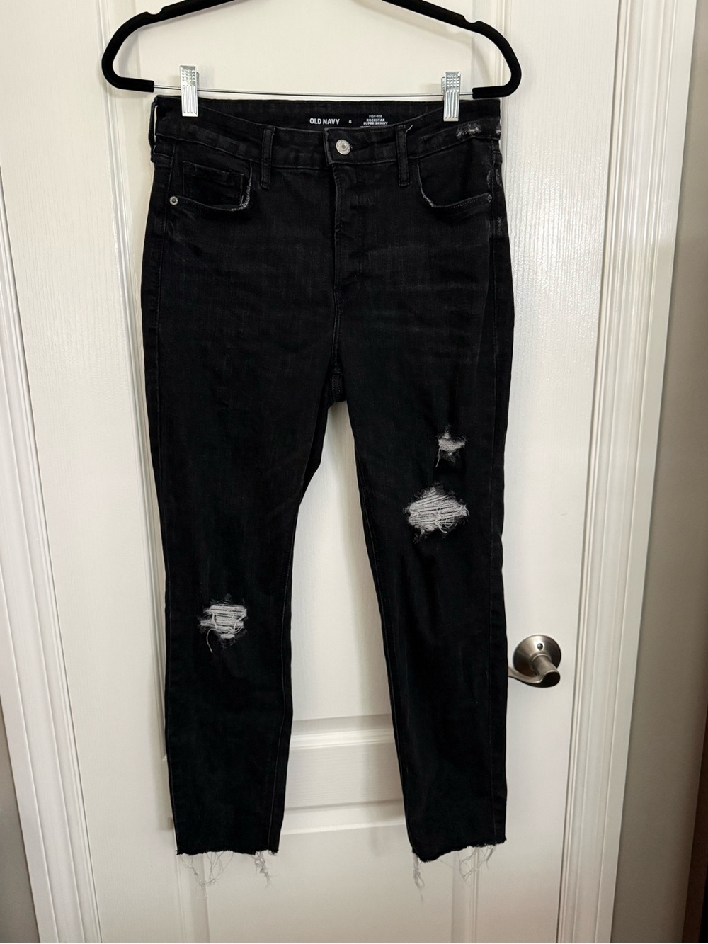 Old Navy - High Rise Rockstar Super Skinny secret slim pockets Jeans